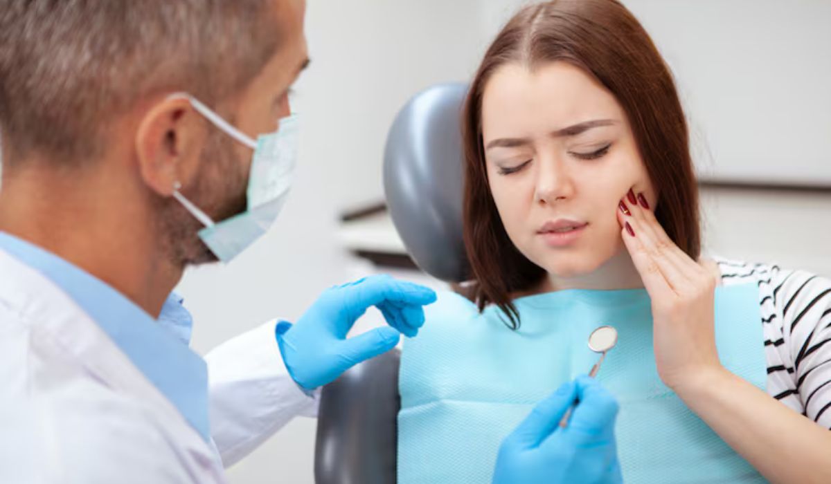 Tooth Pain That Requires Emergency Dental Treatment in Simi Valley